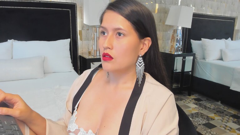 BrianaHunter69's Streamate show and profile