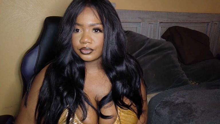 AlexisBanks143's Streamate show and profile