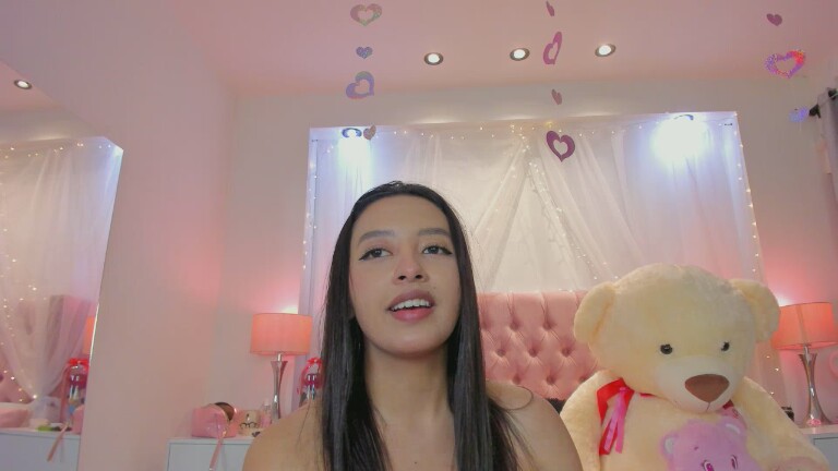 AlexandraWinterr's Streamate show and profile