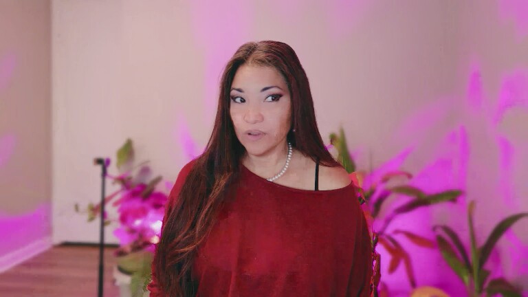 DivineLynn's Streamate show and profile