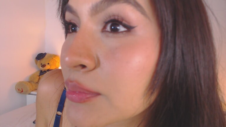 EmilyPricee's Streamate show and profile