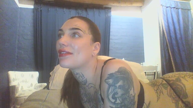 AshleyArcana's Streamate show and profile