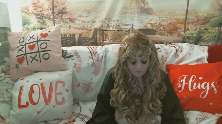 lovehollyann's Streamate show and profile