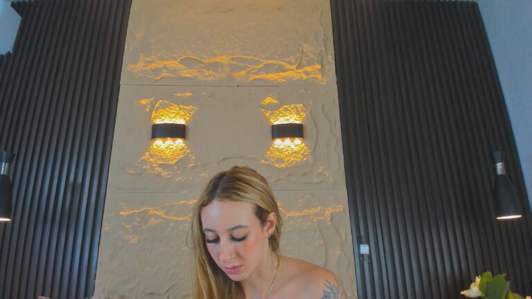 FerLenns's Streamate show and profile