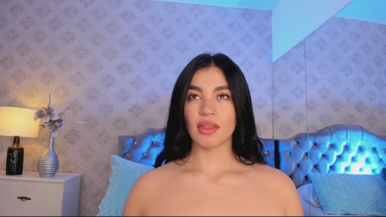 MayaWiills's Streamate show and profile