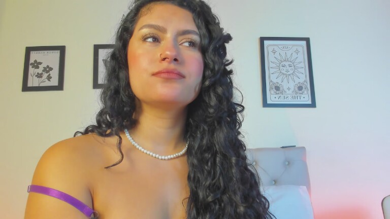 Daphnegb's Streamate show and profile