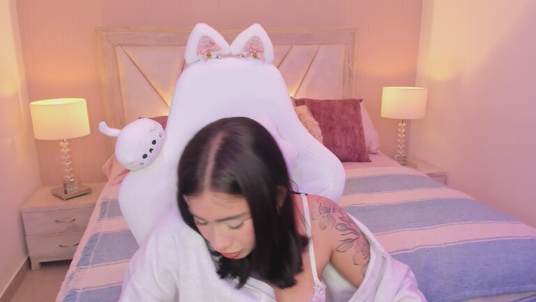 SophiaColinns's Streamate show and profile