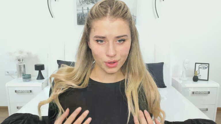 AlisAnne's Streamate show and profile