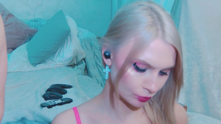 DenLina's Streamate show and profile