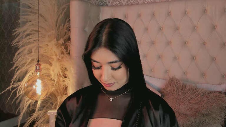 Dannah_Gomez's Streamate show and profile