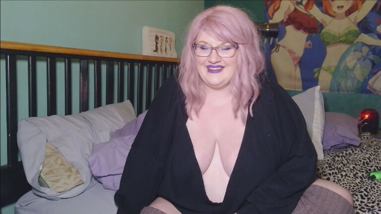 LuxieLuna's Streamate show and profile