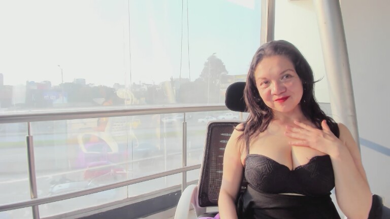 Miila_Toro's Streamate show and profile