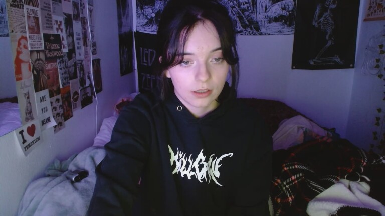 AvaMack's Streamate show and profile