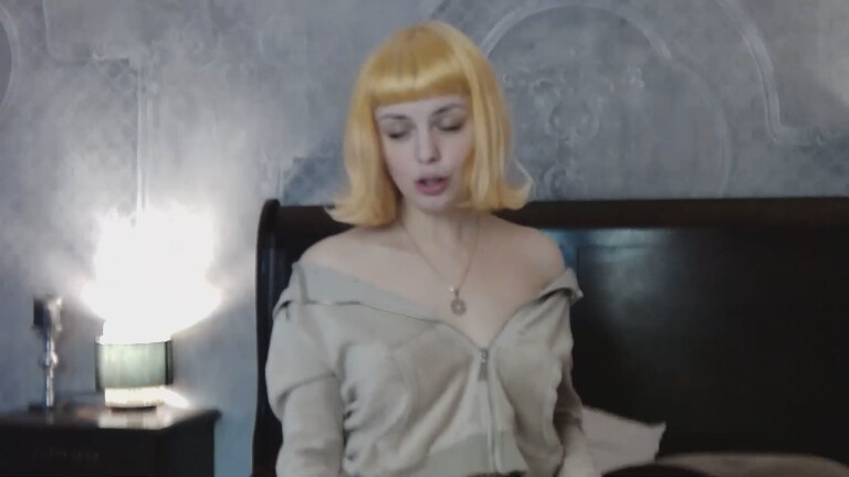 LEEZIE's Streamate show and profile