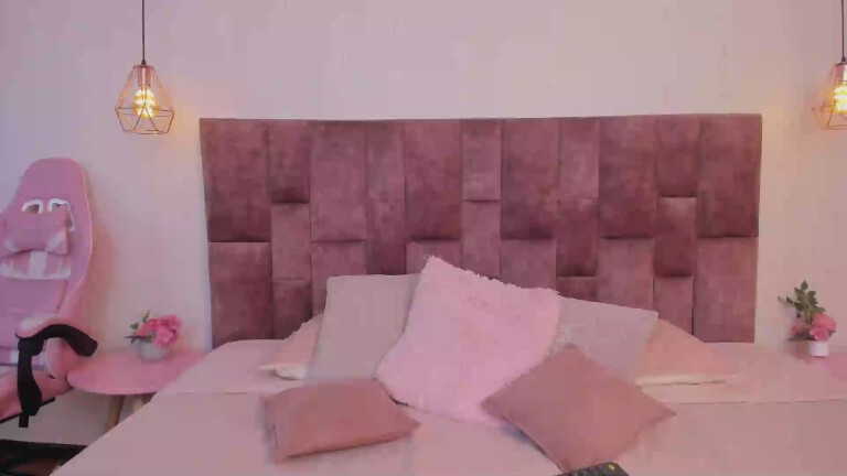 Aleyah_Cox's Streamate show and profile