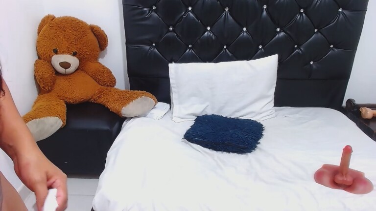 ASHLEYDIVINE93's Streamate show and profile