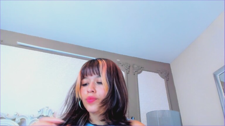 SiaSavach's Streamate show and profile