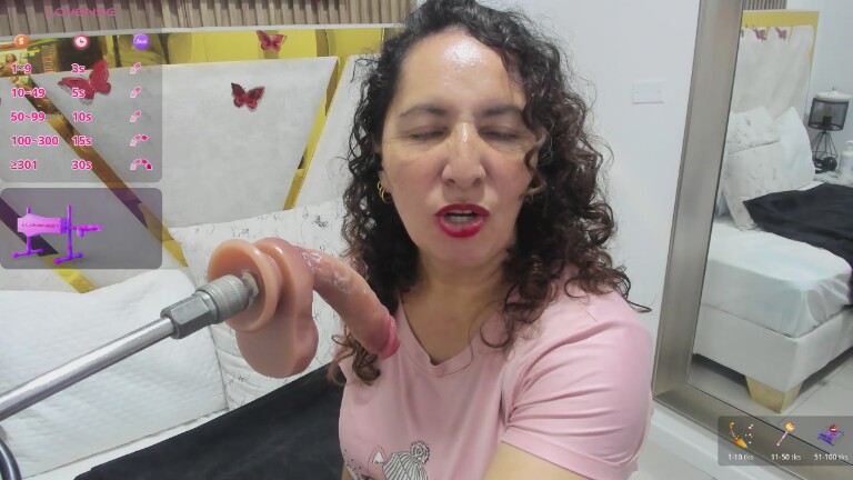 Luna_Mature's Streamate show and profile