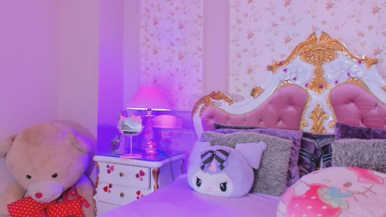 JuneEvanss's Streamate show and profile