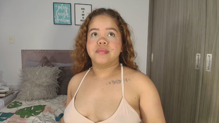 littlee_sophiee's Streamate show and profile