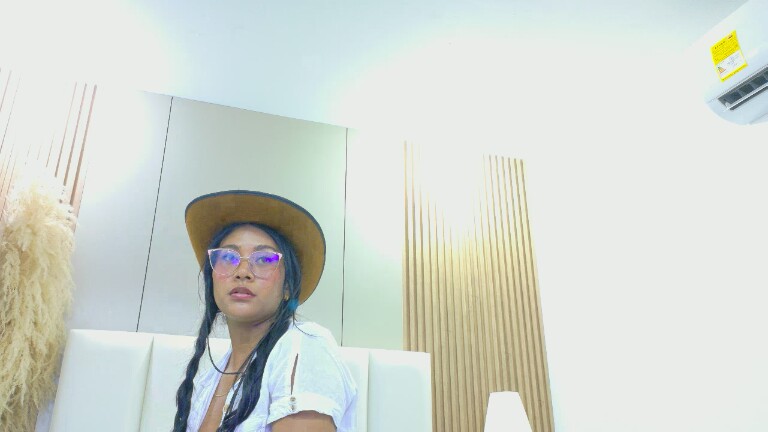 ZoeVargas's Streamate show and profile