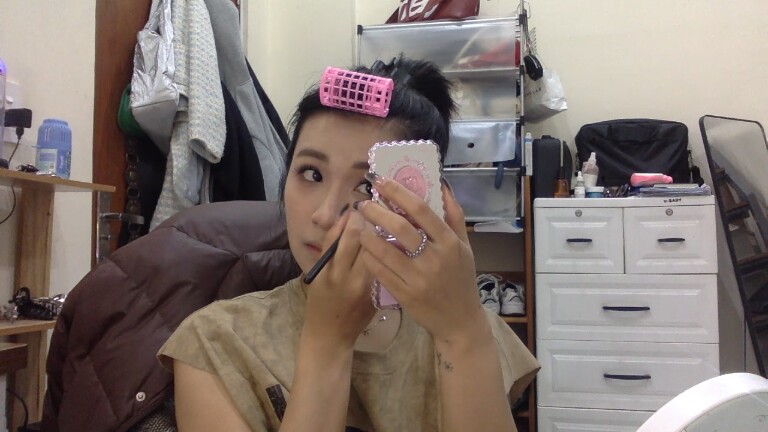 LyLy_94's Streamate show and profile