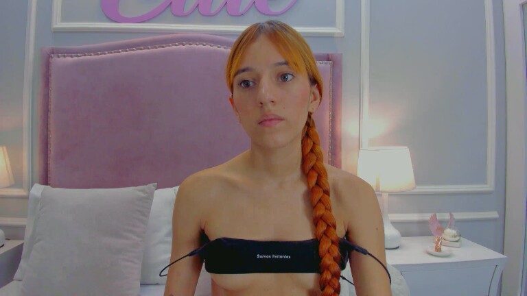 LeaThomsonn's Streamate show and profile