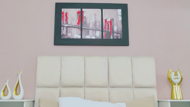 TamaraFoxy's Streamate show and profile