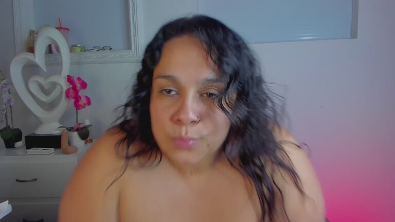 Nina_Lisboah's Streamate show and profile
