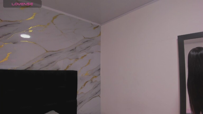 DulceTentaciion's Streamate show and profile