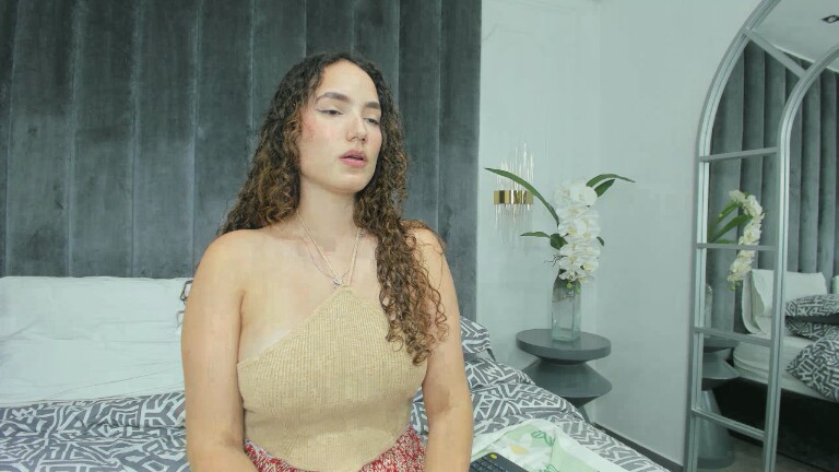 DulceRosie's Streamate show and profile