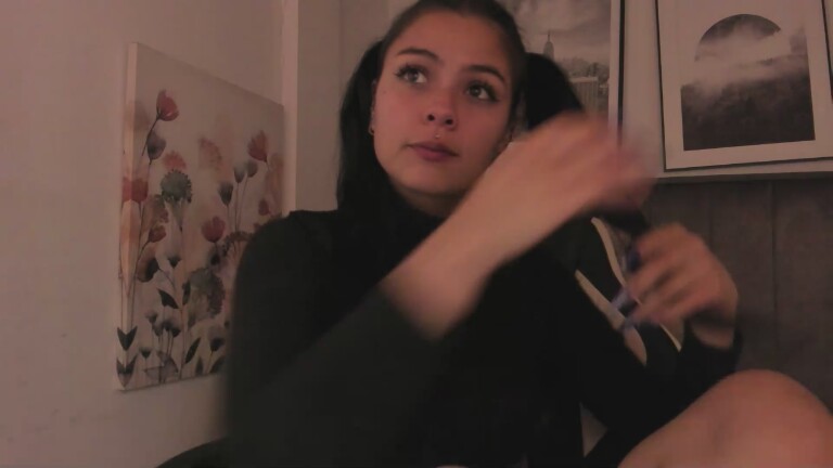 Kikivelvet's Streamate show and profile