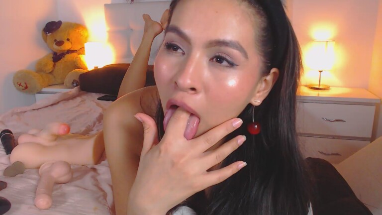 EmilyPricee's Streamate show and profile