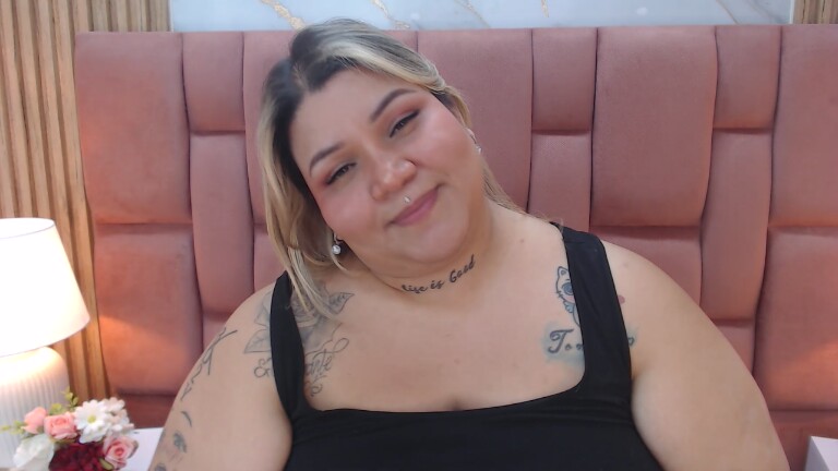 Evaverse's Streamate show and profile