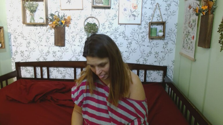 GeminiLoveXO's Streamate show and profile