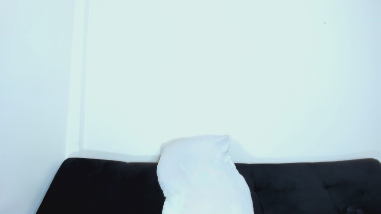 LaurieJonson's Streamate show and profile