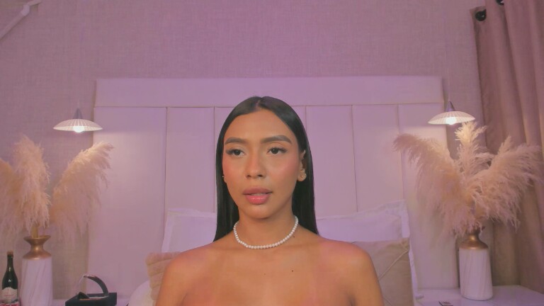 NikoJhon's Streamate show and profile