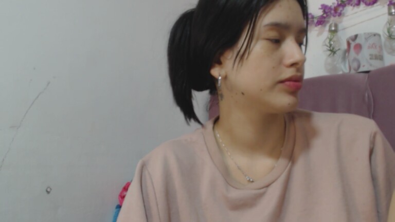 ZakuraPrincess's Streamate show and profile