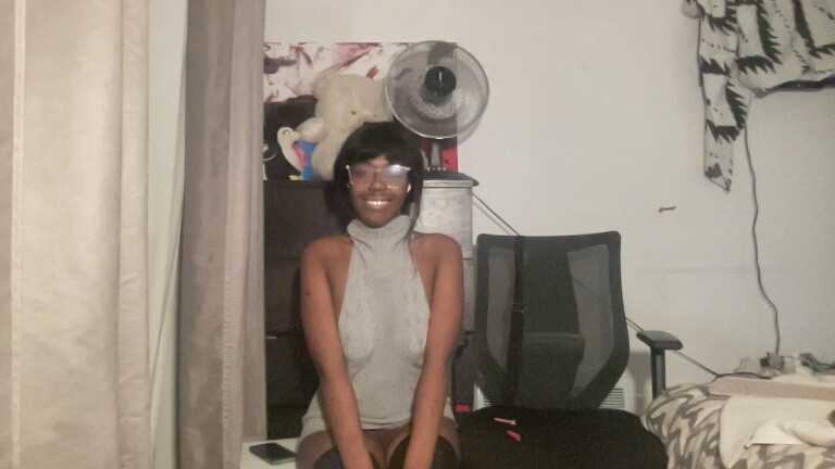 LaurelLone's Streamate show and profile