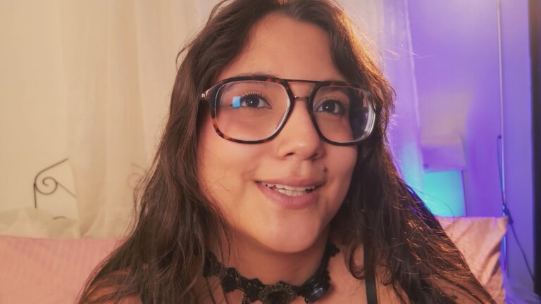 HaileyBunny_18's Streamate show and profile