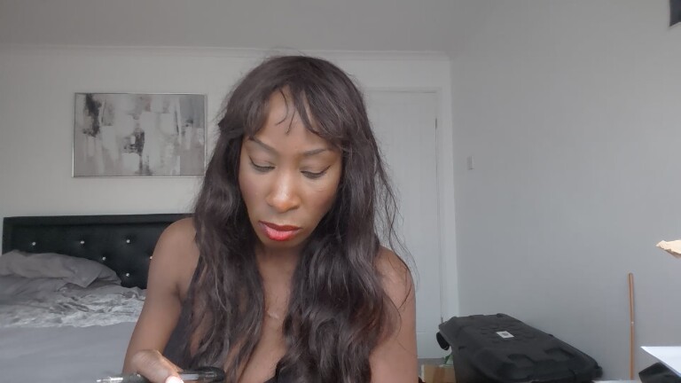 EnglishGoddessDestinyBlack's Streamate show and profile