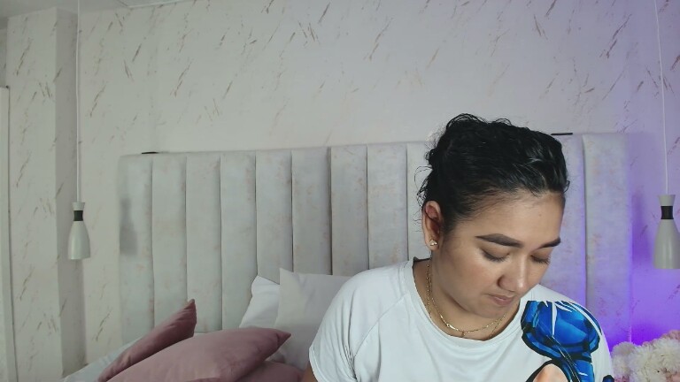 BETTY_BOOGB's Streamate show and profile