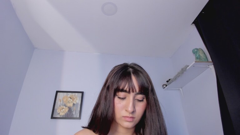 RoseHoldenn's Streamate show and profile