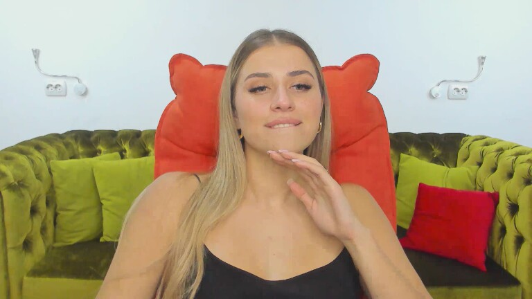 AlisAnne's Streamate show and profile