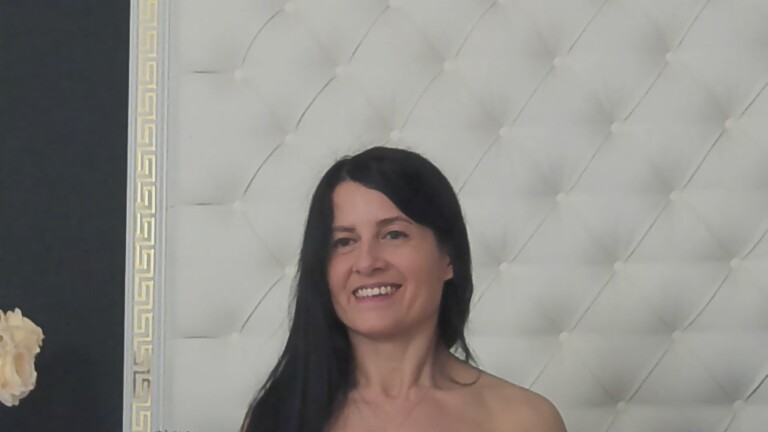SandraBlakee's Streamate show and profile