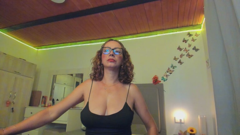 Lunajolie's Streamate show and profile