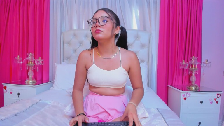 AlaskaRoss's Streamate show and profile