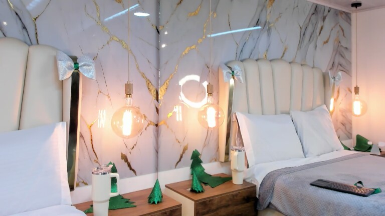 HannahLane's Streamate show and profile