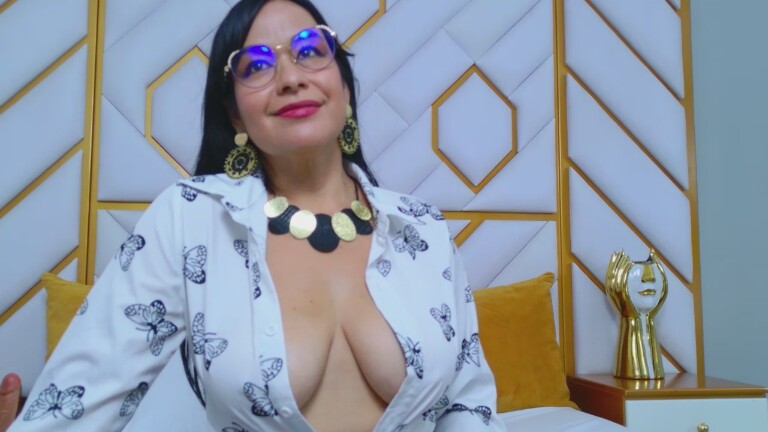 TamaraFoxy's Streamate show and profile
