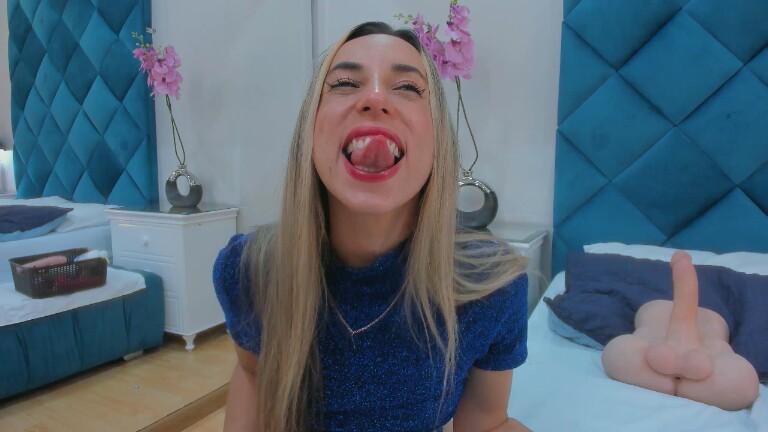 AnaRuseltt's Streamate show and profile